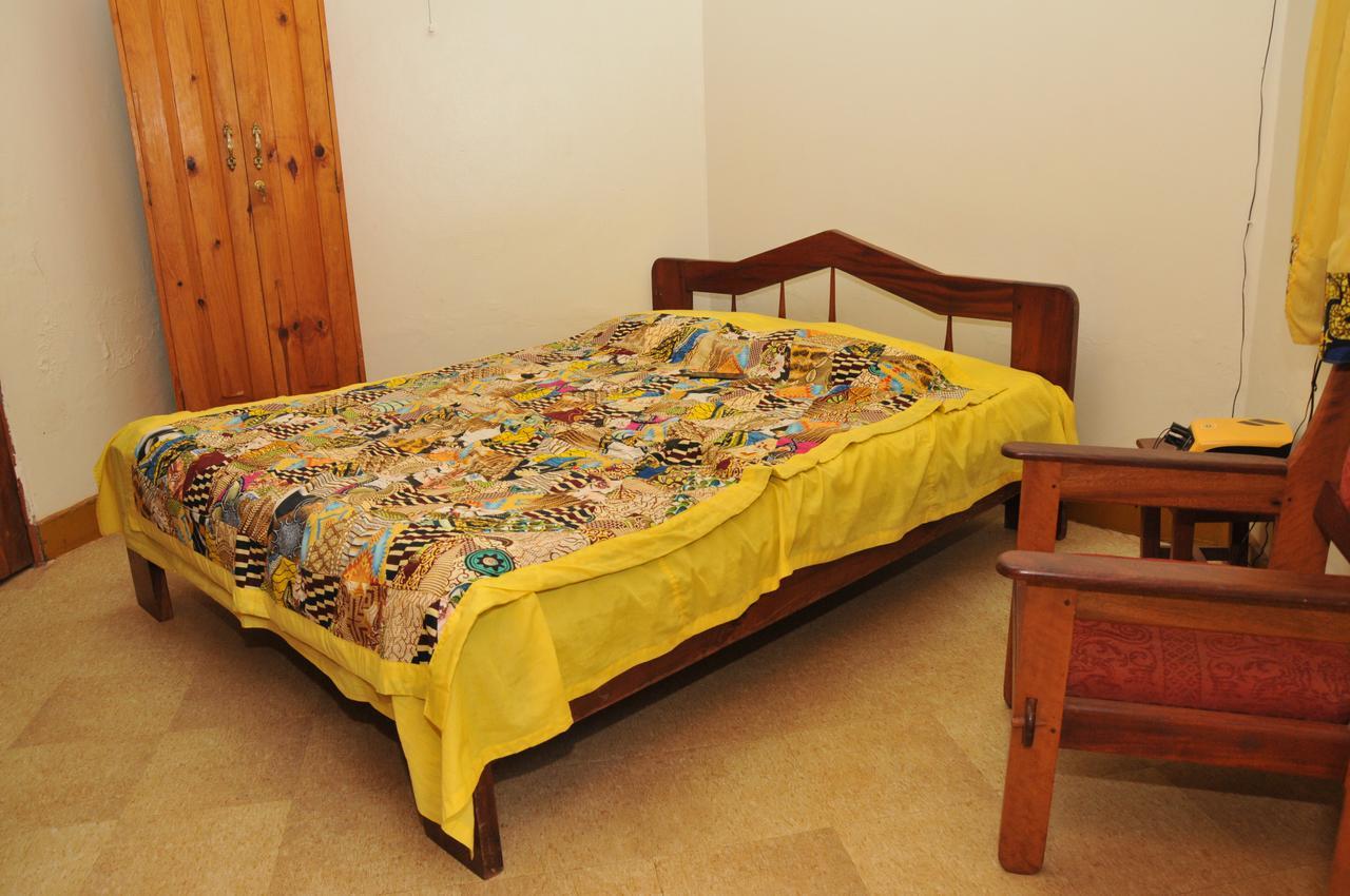 New Court View Hotel Masindi Dış mekan fotoğraf